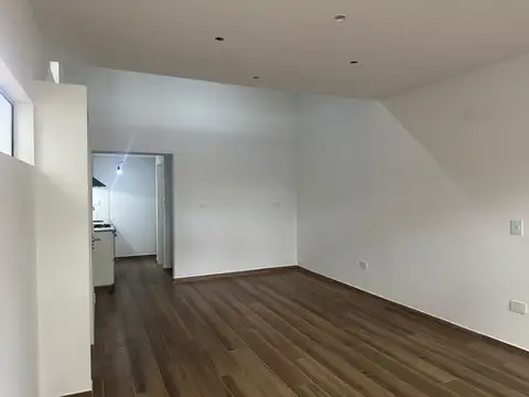 Calle 14 e/ 36 y 37 200