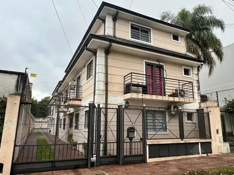 2 ambientes en Complejo Cerrado - Banfield Este - Venta Directa - OPORTUNIDAD 