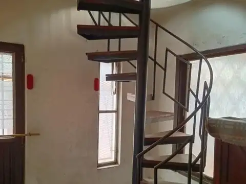 Casa en Paso del Rey excelente ubicacion