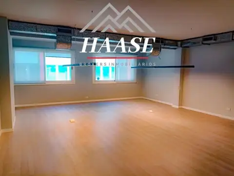 Oficina 3 ambientes con 1 baño