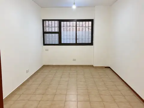 Oficina en el centro de cordoba con cochera