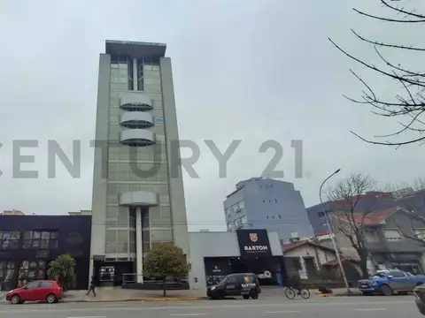 Venta de Cochera en Edificio "Oficinas Colón 3445" - Inmejorable ubicación en Ma