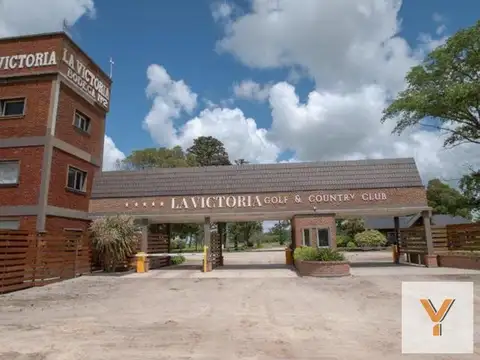 La Victoria Golf &  Country Club