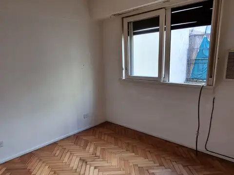 Excelente depto. de 2 ambientes lateral muy luminoso