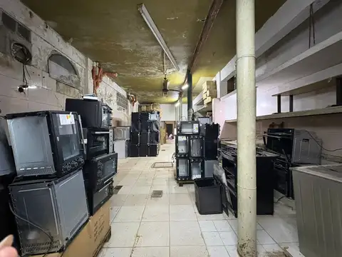 VENTA LOCAL DE 121,82M2 EN CIUDADELA
