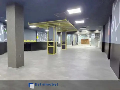 ALQUILER | LOCAL | 530M2 | SAN NICOLAS