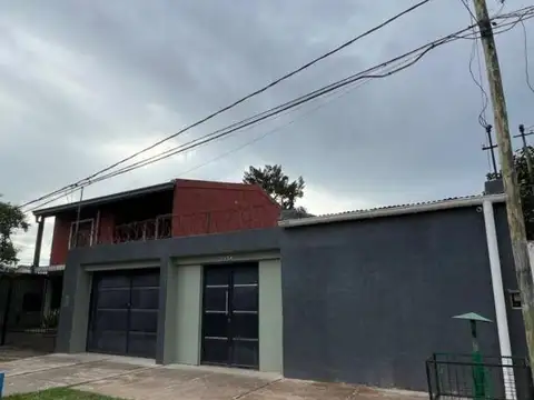 Julio A Costa 2300