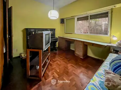 VENTA - PH 2 Dormitorios, más comodin y terraza  - España y Hospitales, Rosario.
