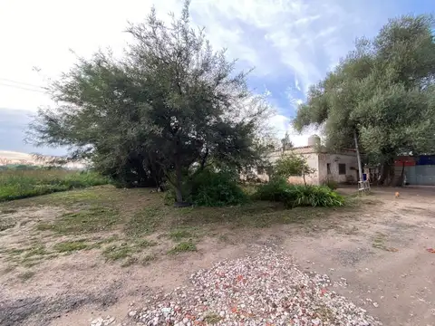Terreno en Venta 135  mts Frente
