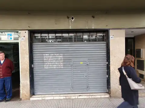 Local en Alquiler en Recoleta, $ 1.600.000