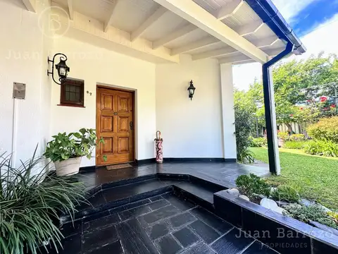 Cordero esquina Cto. Bernardi