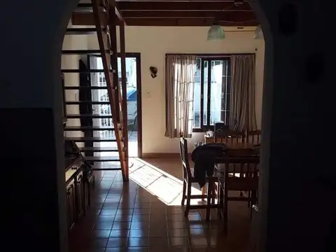 Depto Tipo Casa en Venta 45 años