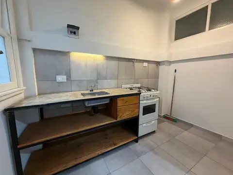 Departamento en Alquiler en Morón, $ 800.000