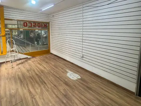 Excelente local de 20 m2 + aire acondicionado