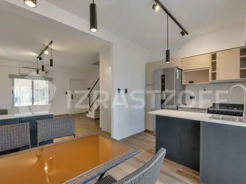 Depto Tipo Casa 4 ambientes con 1 baño