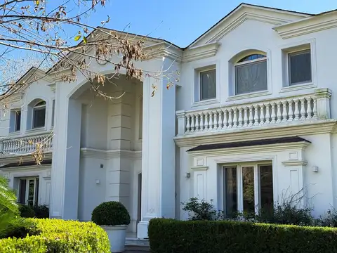 Casa en Venta en Mayling Club De Campo, USD 1.900.000