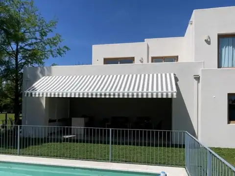 Casa en Alquiler Temporal en Bella Vista, USD 3.300