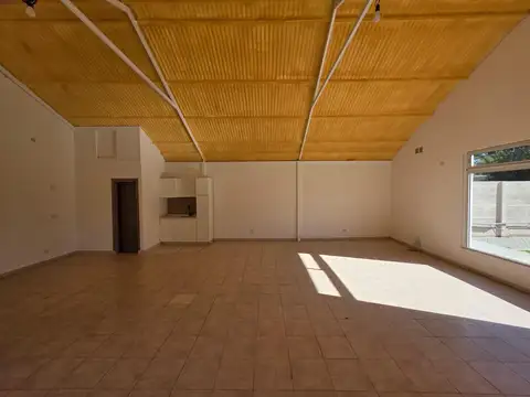 Local en Alquiler 1 año