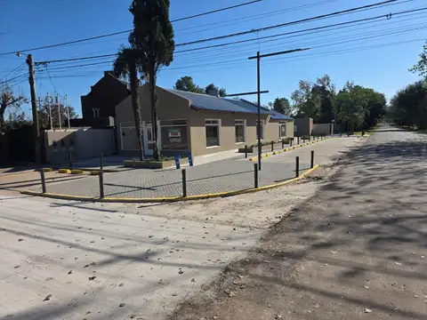 Local en Alquiler en Roldan, $ 800.000