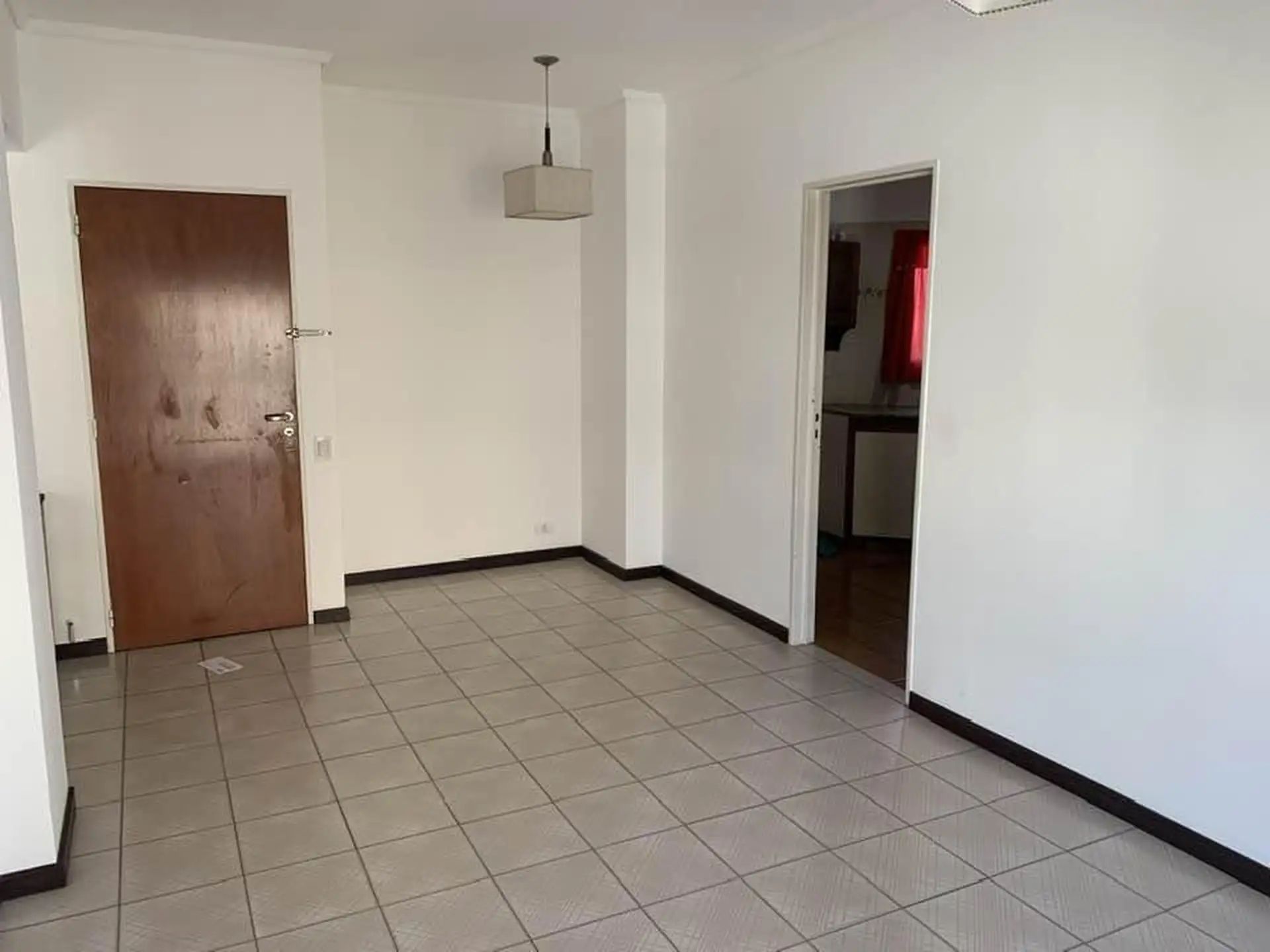 Departamento 2 ambientes a la calle Plaza Colon