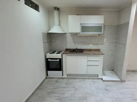 Casa 2 ambientes con 1 baño