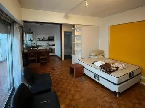 Laprida entre Beruti y Arenales