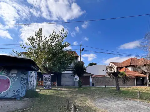 EXCELENTE ESQUINA EN TURDERA