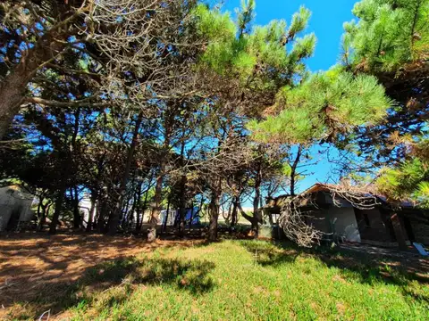 Lote Comercial - Residencial a m de Av Principal a 160 m de La Playa