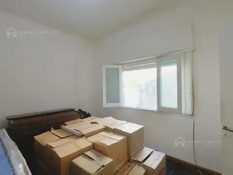 Depto Tipo Casa en Venta 50 años