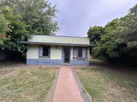 CASA VENTA C/TALLER LOMA HERMOSA TRES DE FEBRERO