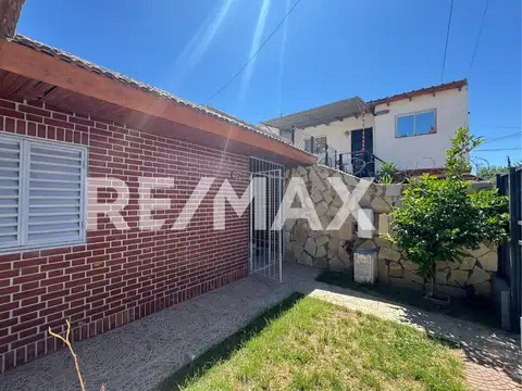 Casa en Venta con 1 cochera