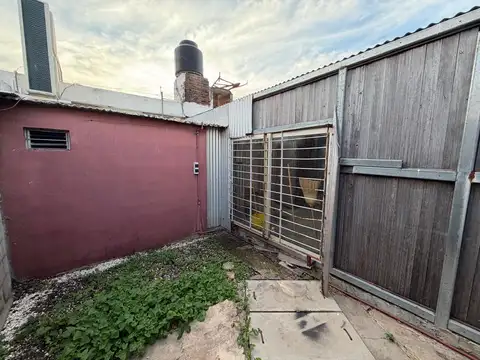 Local en Venta en Juan De Garay, USD 150.000