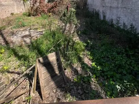 Terreno en Venta 30  mts Fondo