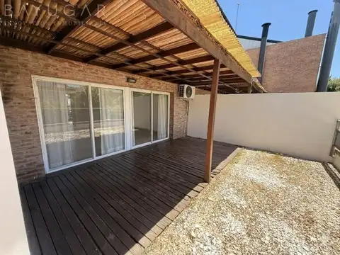 Venta Departamento - Las Mercedes - Pilar - 3 ambientes con cochera
