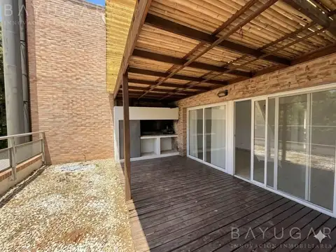 Venta Departamento - Las Mercedes - Pilar - 3 ambientes con cochera