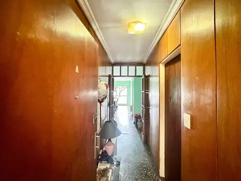 Departamento 5 ambientes con 2 baños