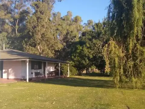 Chacra de 14 Hectáreas con Casa, Pileta y Galpón en Zapiola