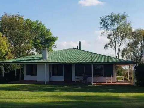 Chacra de 14 Hectáreas con Casa, Pileta y Galpón en Zapiola