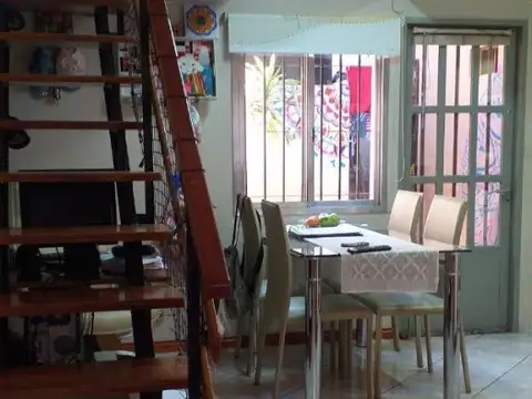 Depto Tipo Casa en Venta 18 años