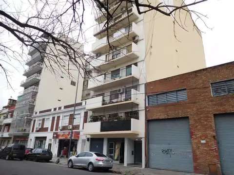 Avenida Teniente General Donato Álvarez 2200, Piso 3°