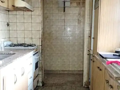 Departamento 5 ambientes con 2 baños