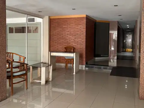 Juramento 5000, Piso 6