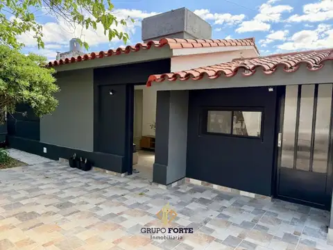 CASA PH REMODELADA  EN VENTA CERCA DEL CENTRO DE CARLOS PAZ