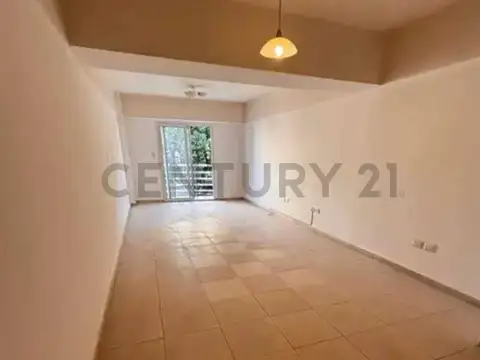 Departamento en Alquiler en Villa Ballester, USD 500.000