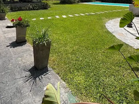 VENTA CASA APTA CREDITO EN SEGUNDAS COLINAS PILAR