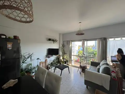 Departamento 2 ambientes con 1 baño