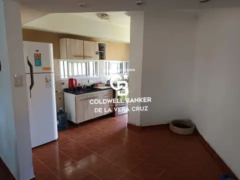 Casa 5 ambientes con 1 baño