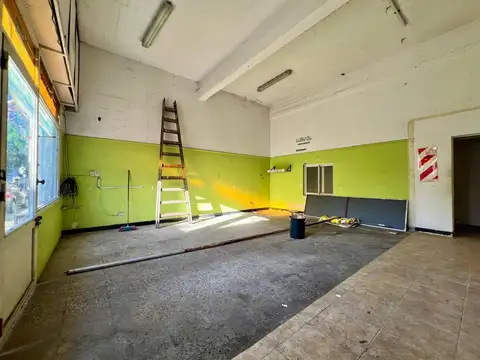 Local en Venta en Villa Martelli, USD 350.000