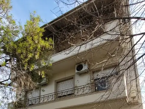 Bahia Blanca 2800, Piso PB