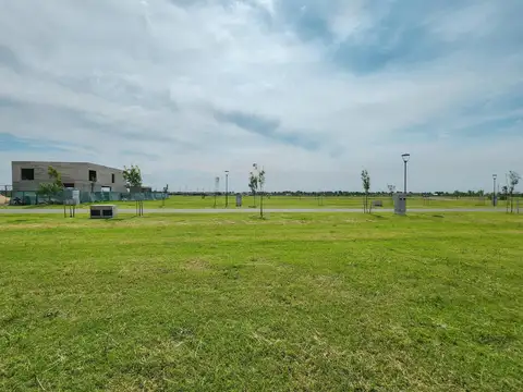 Terreno en Venta en Funes, USD 180.000